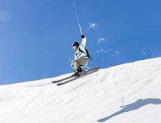 波士顿凯尔特人四强战大胜AC米兰，塔图姆砍下20记关键球，全场沸腾