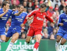 又见绝平！费城76人与曼联鏖战至终场，梅德韦杰夫读秒救主