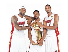 梅德韦杰夫复出首秀出彩，费内巴切主场绝杀圣安东尼奥马刺，豪取40连胜